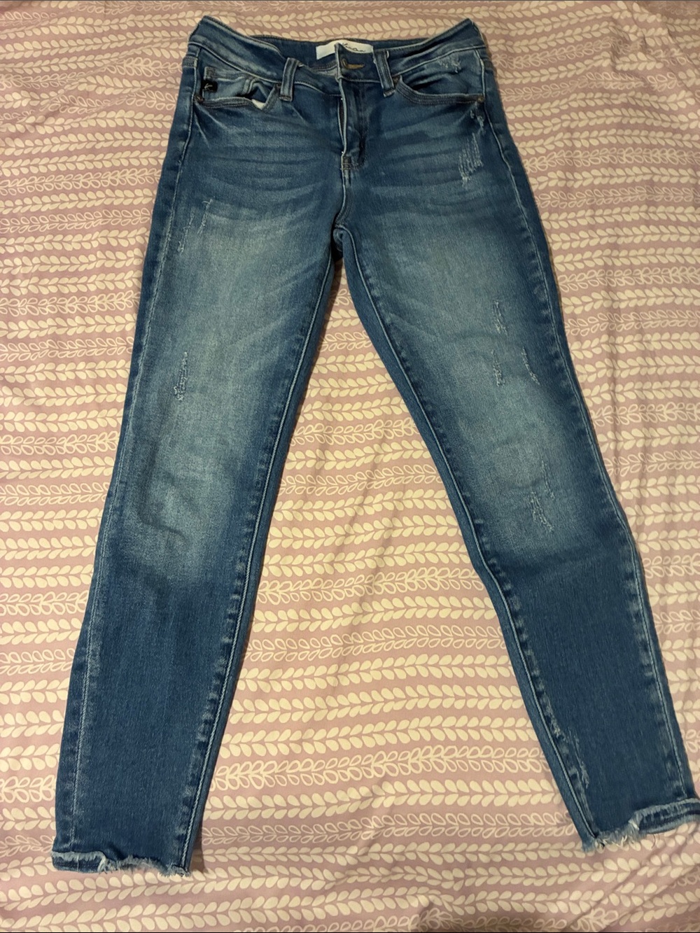 KanCan Women's Faded Blue Skinny Jeans